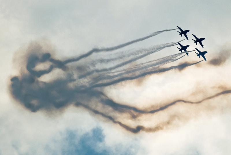 034_Radom_Air Show_Midnight Hawks na British Aerospace Hawk Mk 51.jpg